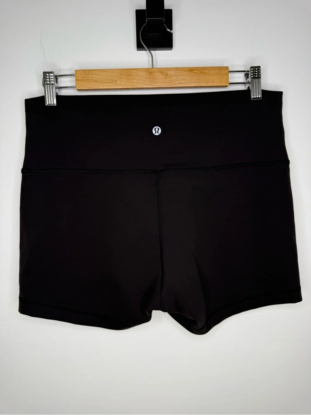 LULULEMON Black Wunder Train High Rise Shorts 4”